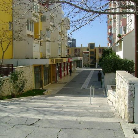 Apartment Small Pearl Split Exterior foto